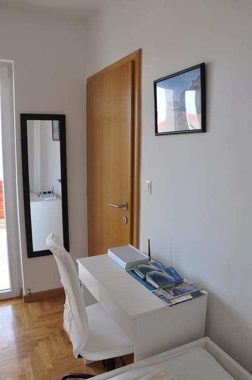 Jelena Apartments Бол Екстер'єр фото