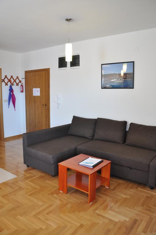 Jelena Apartments Бол Екстер'єр фото