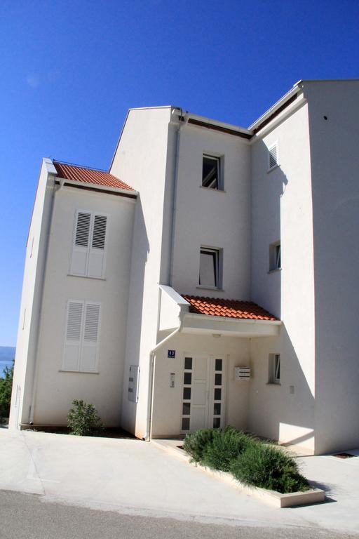 Jelena Apartments Бол Екстер'єр фото