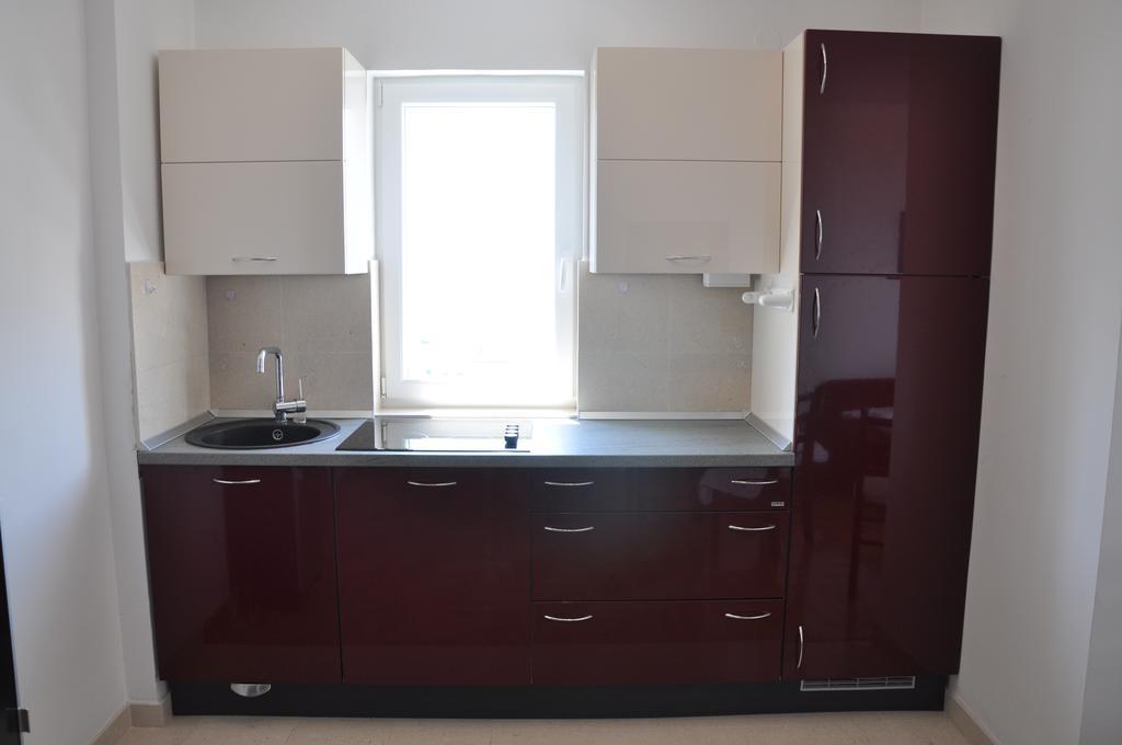 Jelena Apartments Бол Екстер'єр фото